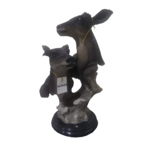 Charming Deer Figurine – Mother & Calf Statue